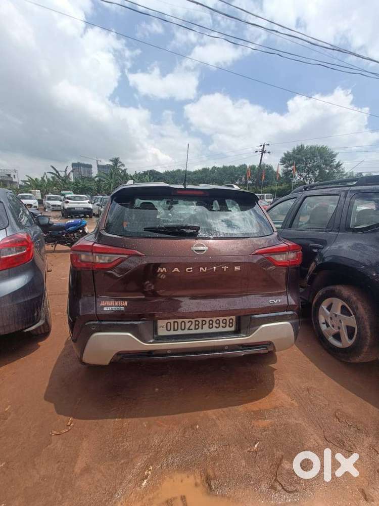 Nissan Magnite Xv Turbo Cvt Red Edition, 2021, Petrol