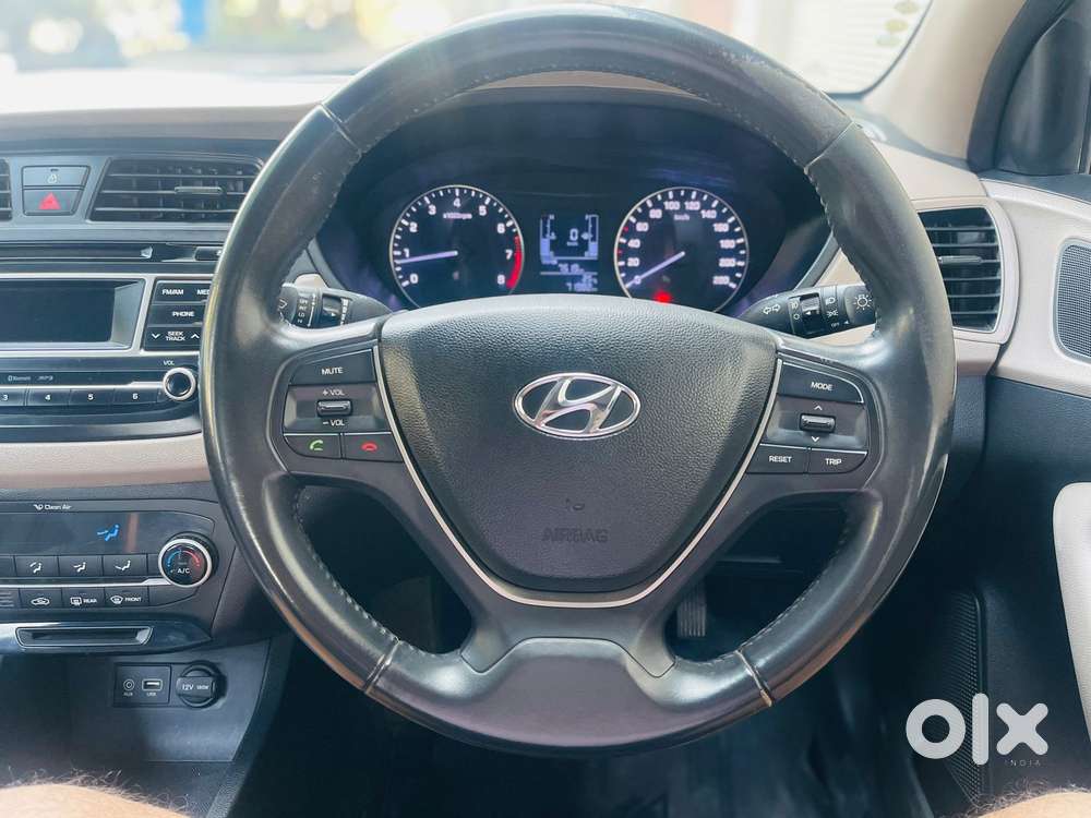 Hyundai Elite I20 Sportz (o) 1.2, 2014, Petrol