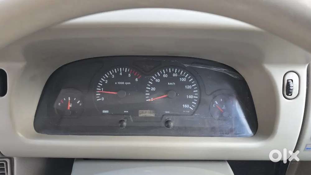 Tata Winger Deluxe 2018