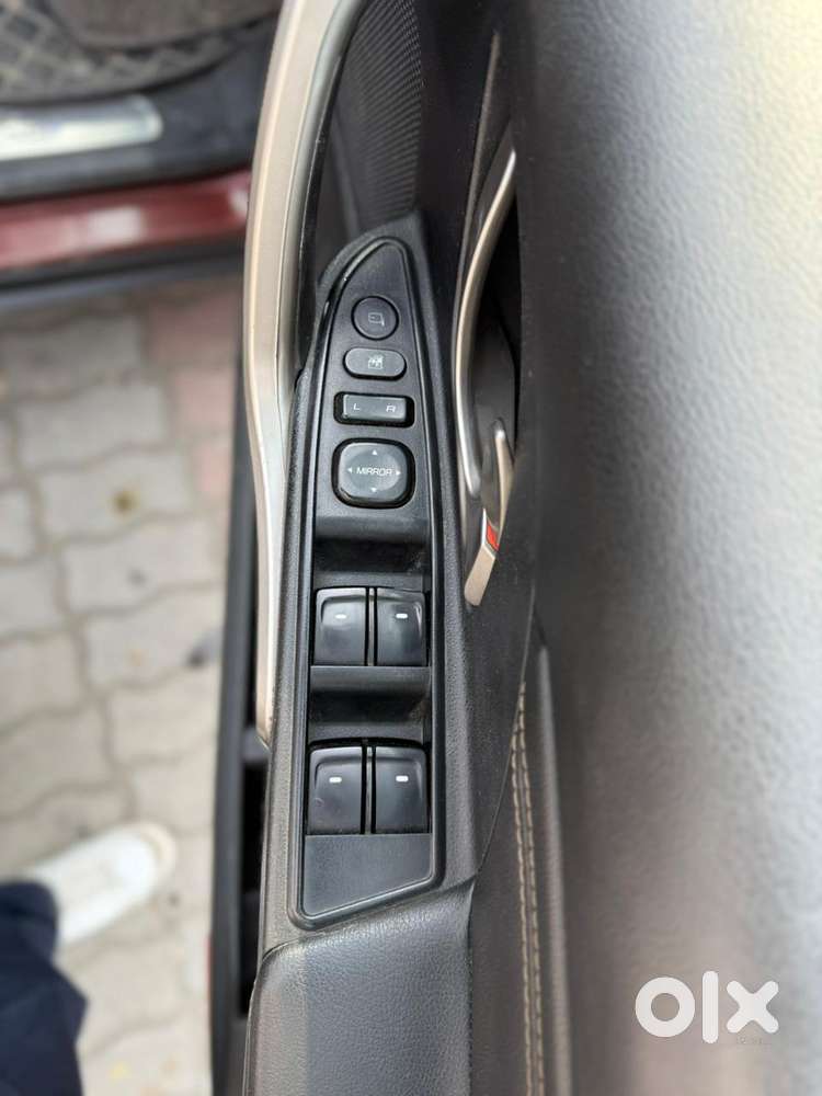 Mahindra Xuv500 W11 Option At, 2019, Diesel