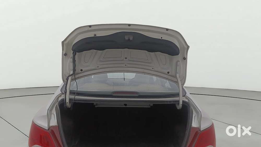 Hyundai Verna 2016-2017 1.6 Vtvt S, 2016, Petrol