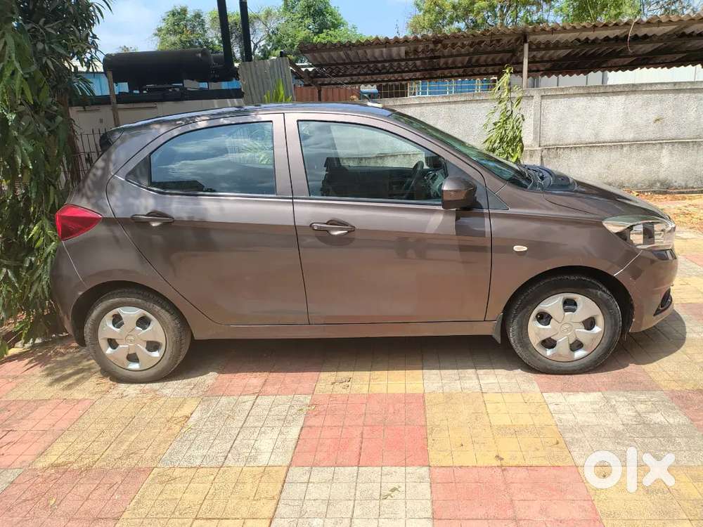 Less-driven Tata Tiago Xta (automatic)- 2nd Owner- Excellent Condition