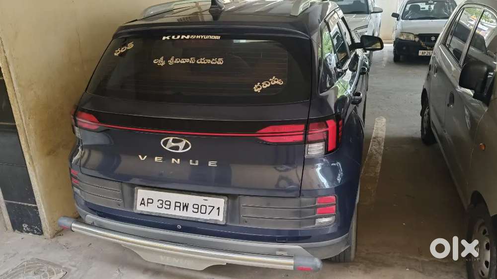 Hyundai Venue 1.2 S 2023 Petrol Manual