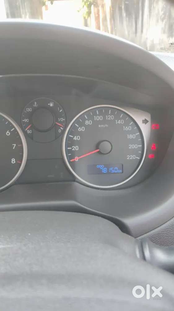 Hyundai New I20 Magna 2013 78000 Running With Service Record