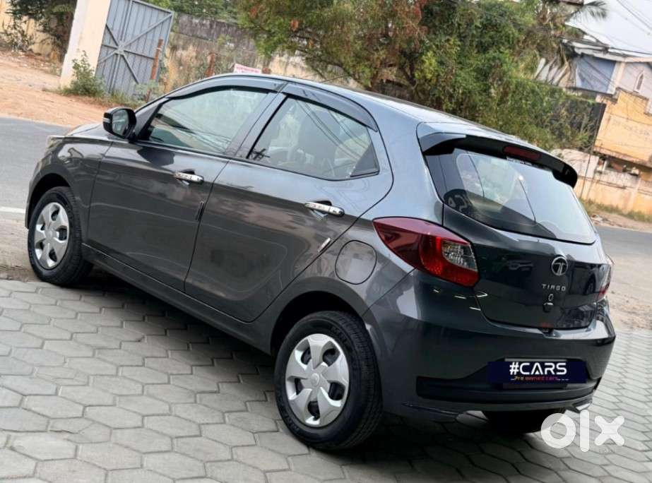 Tata Tiago 1.2 Revotron Xm, 2024, Petrol