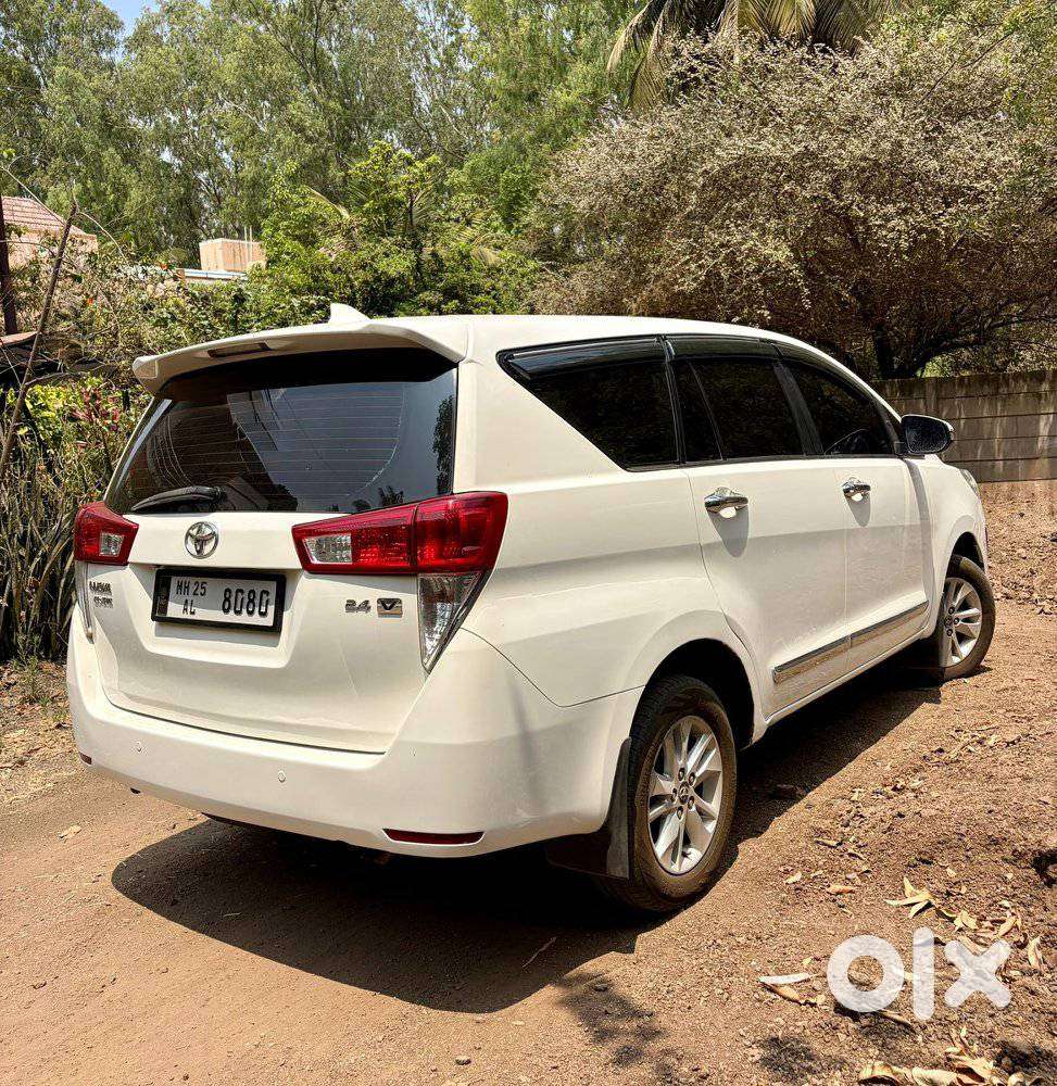 Toyota Innova Crysta 2.4 V, 2017, Diesel