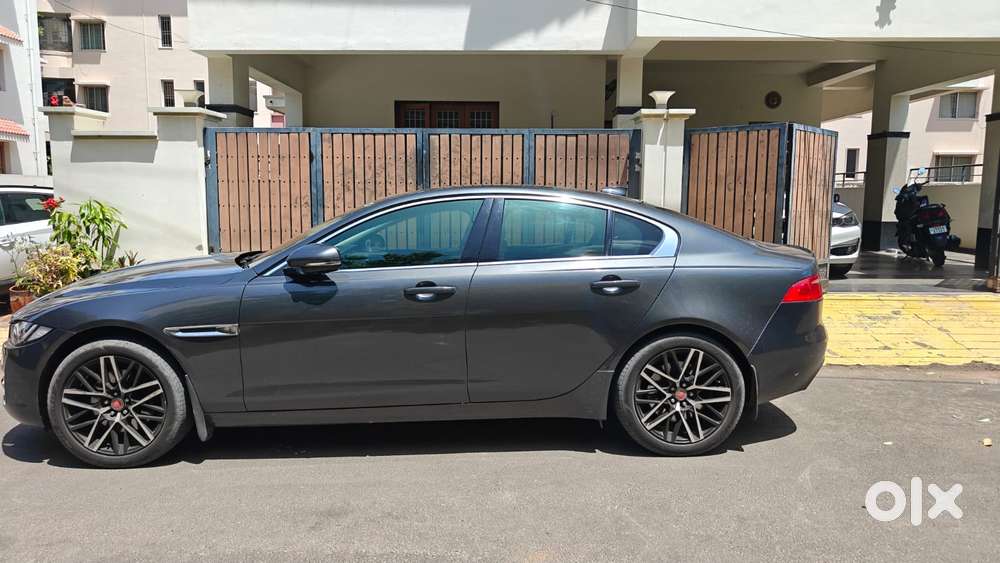 Jaguar Xe Prestige, 2016, Petrol