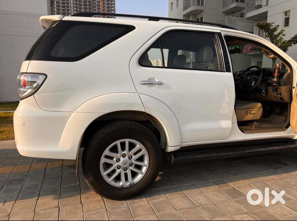 Toyota Fortuner Diesel 2012