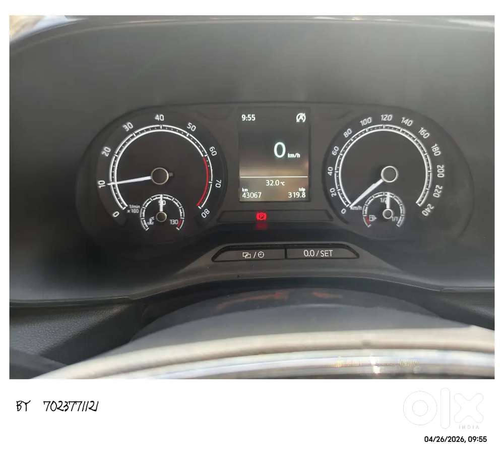 Skoda Kylaq Signature Petrol Manual 2025