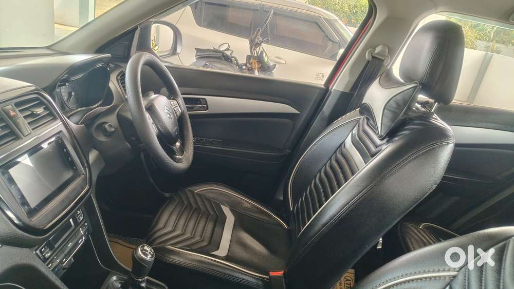 Maruti Suzuki Brezza 1.5 Zxi At Smart Hybrid, 2021, Petrol