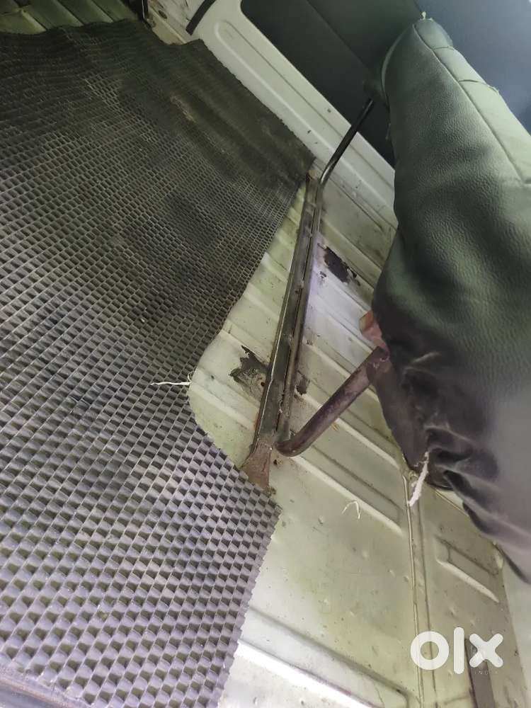 Maruti Suzuki Omni 2015. Documents Genuine.nl Regd.upto 23rd Dec-2030.