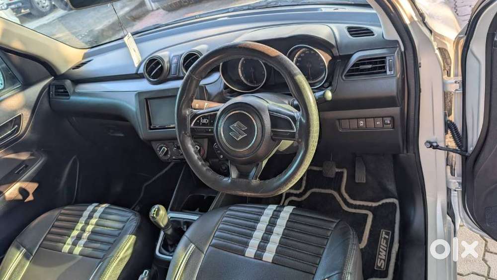 Maruti Suzuki Swift Vvt Vxi, 2021, Petrol