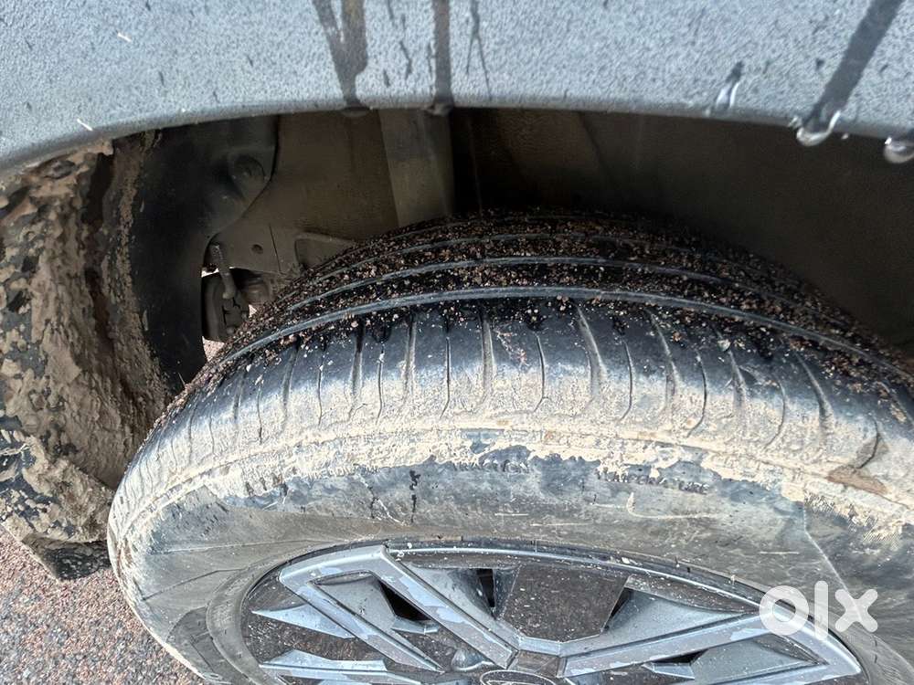Hyundai Venue Petrol 2025