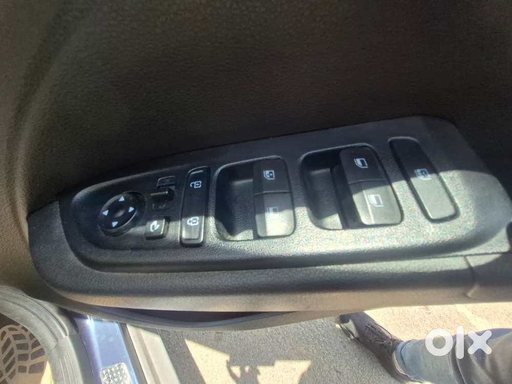 Hyundai Venue 1.2 S Plus, 2021, Petrol