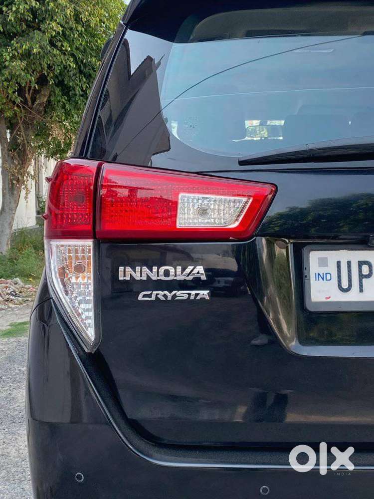 Toyota Innova Crysta [2020-ongoing] 2.4 Gx 8 Str, 2024, Diesel