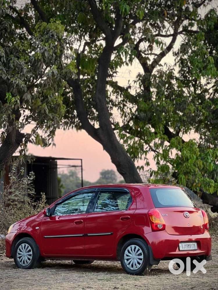Toyota Etios Liva 2011-2012 G, 2012, Cng & Hybrids