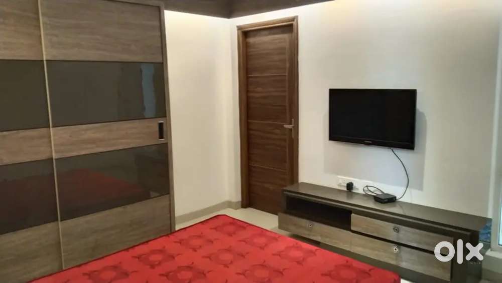 We have 2 bhk 3 bhk 4 bhk luxurious properties available