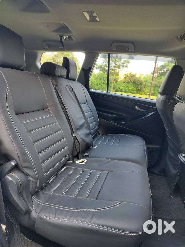 Toyota Innova Crysta [2020-ongoing] 2.4 Gx 8 Str, 2022, Diesel