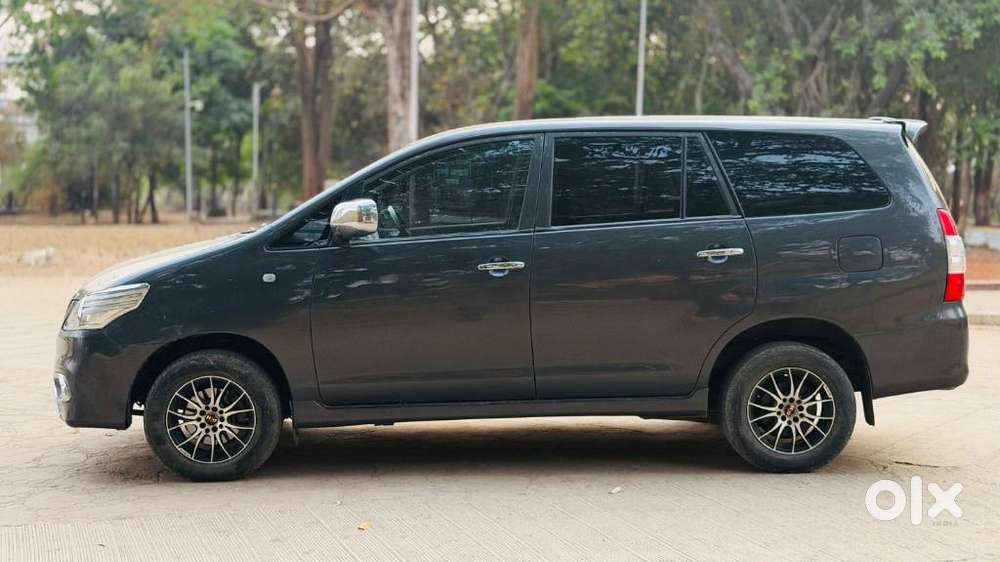 Toyota Innova 2.5 G (diesel) 7 Seater, 2015, Diesel