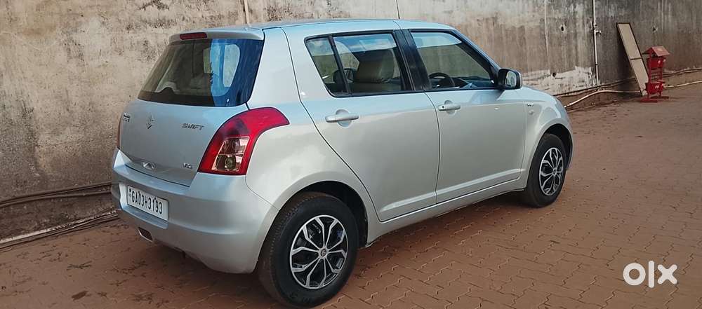 Maruti Suzuki Swift Vxi + Manual, 2010, Petrol