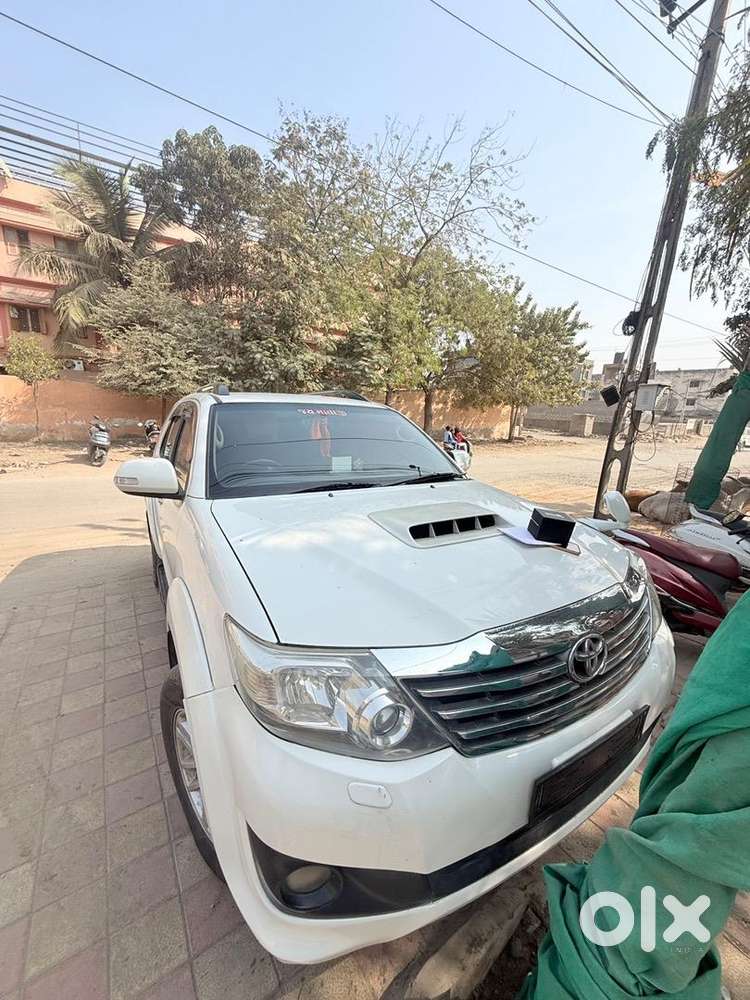 Toyota Fortuner 2015 Diesel Well Maintained