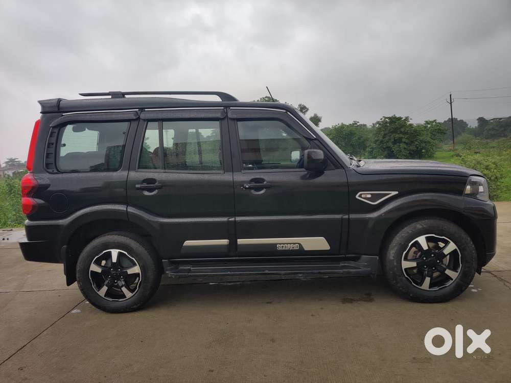 Mahindra Scorpio Classic 2.2 S 11 Mt 7 Str, 2023, Diesel