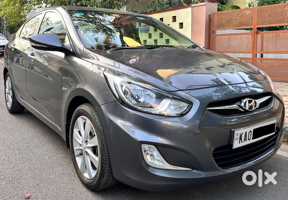 Hyundai Fluidic Verna 1.6 Vtvt S (o) Automatic, 2013, Petrol
