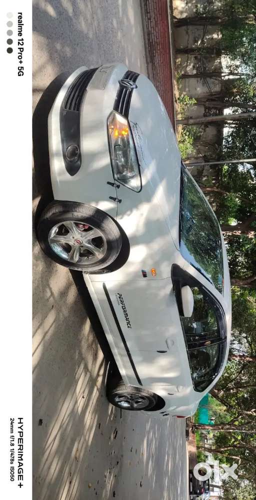 Volkswagen Vento Highline 2014 Petrol Manual