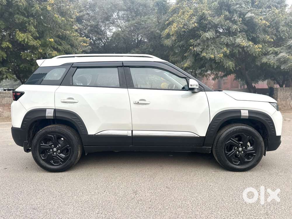Maruti Suzuki Vitara Brezza 1.5 Zxi At, 2024, Petrol