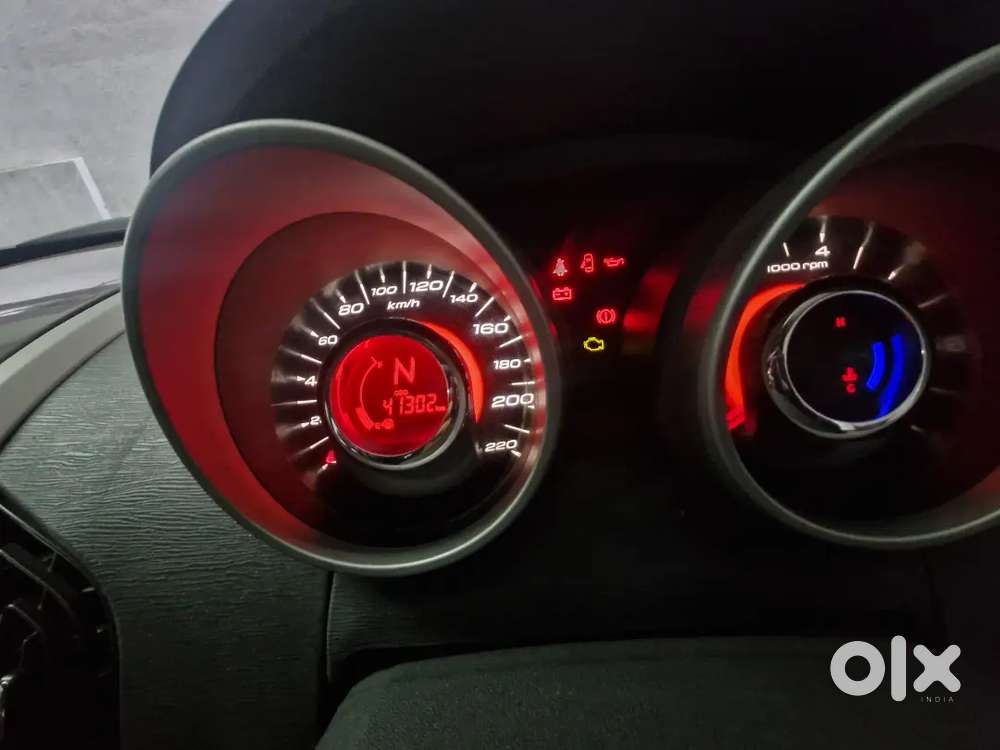 Mahindra Xuv500 2014 Diesel 43000 Km Driven