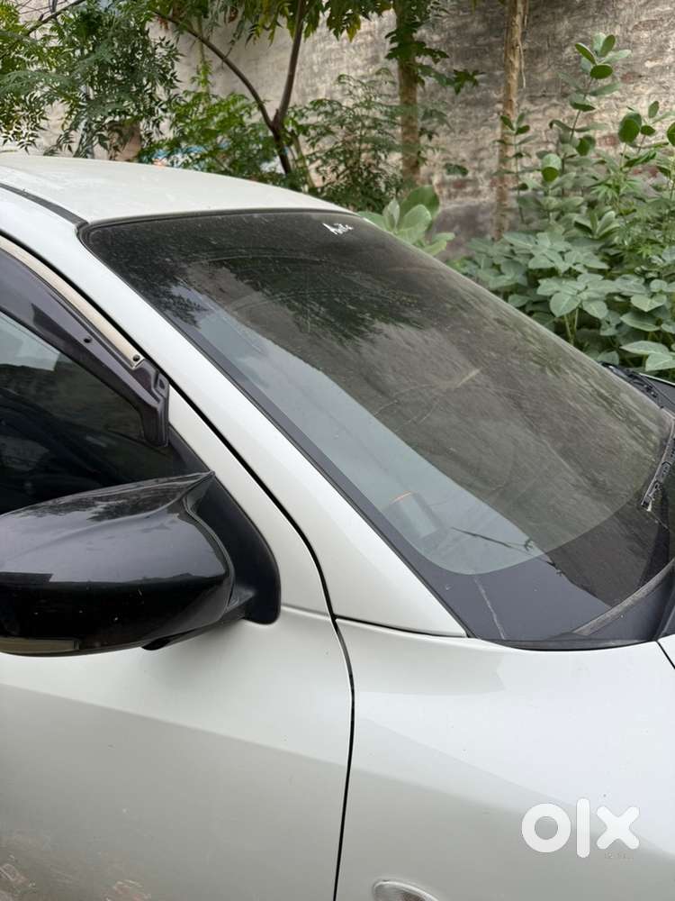 Maruti Swift Dzire Petrol / Cng 2019