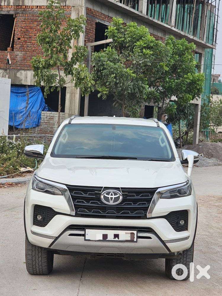 Toyota Fortuner 4x2 At 2.8 Diesel, 2021, Diesel