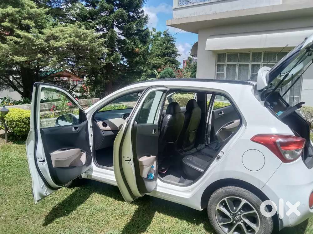 Hyundai Grand I10 Asta Top Model
 2018 Petrol 35000 Km Driven