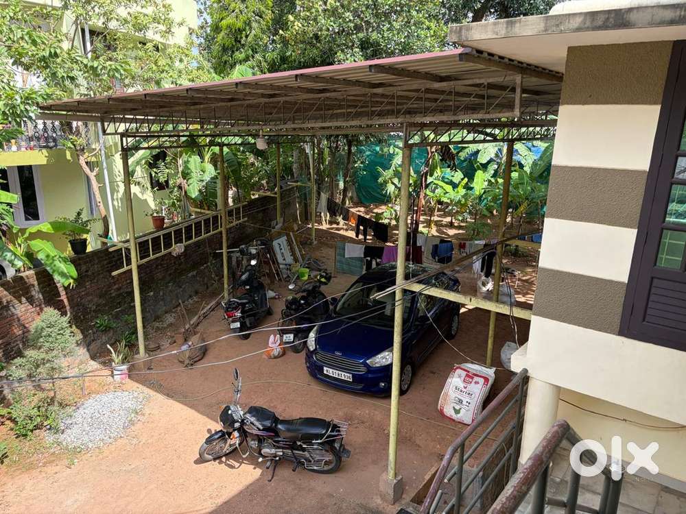 Balcony, living, dining, 2 bed, kitchen, toilet, workare1 car parking