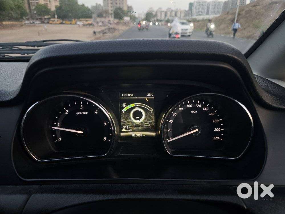 Tata Hexa 2.2 Xe 4x2 7 Str, 2018, Diesel
