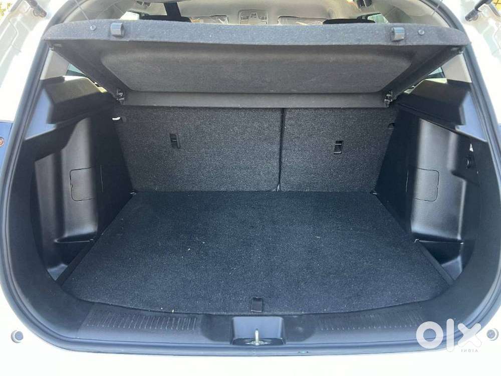 Maruti Suzuki Grand Vitara 1.5 Zeta Smart Hybrid At, 2024, Petrol