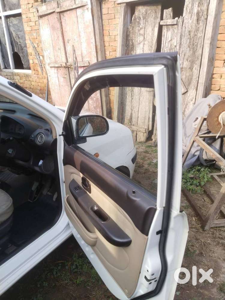 Hyundai Santro 2014 Petrol Well Maintained, Good Conditions, And Milaz