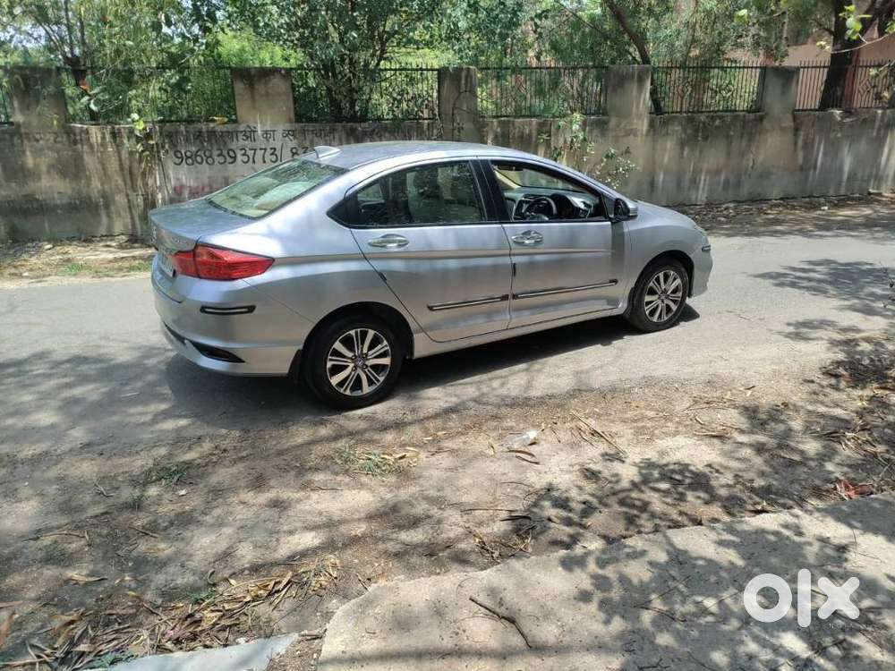 Honda City 1.5 V 5th Gen I-vtec Mt, 2022, Petrol