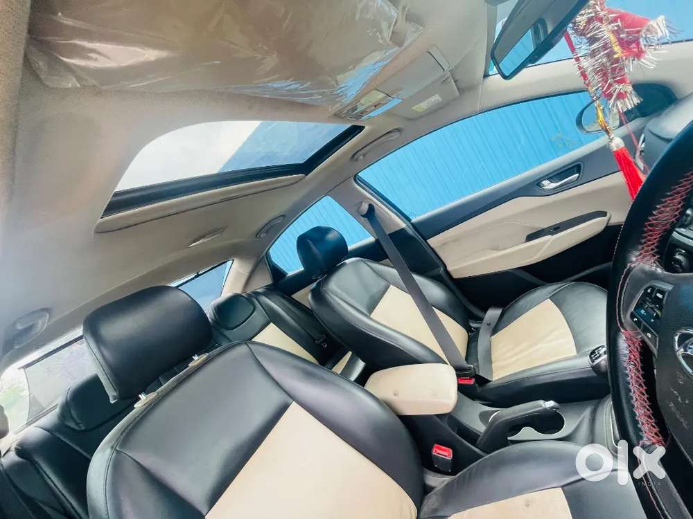 Hyundai Verna Sunroof Diesel Sx Crdi Mt 2021