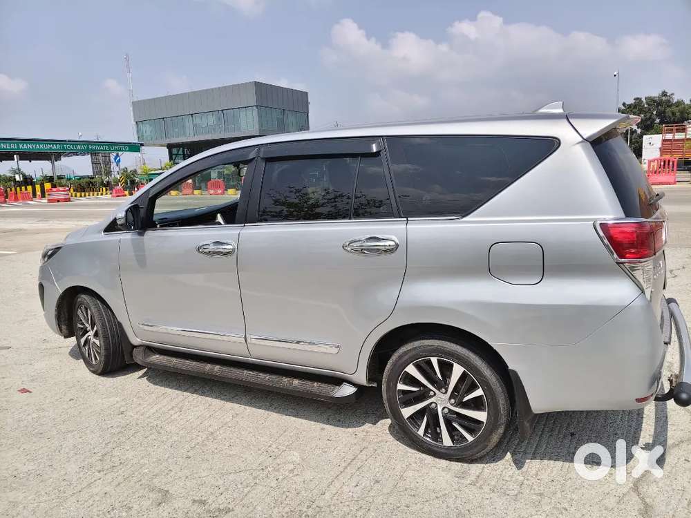 Toyota Innova Crysta