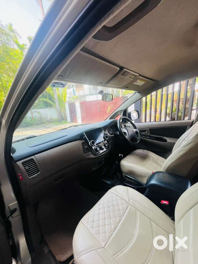2015 Toyota Innova Diesel 2.5 Gx Manual