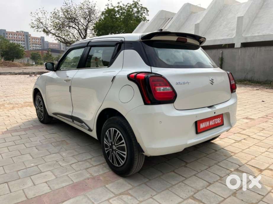 Maruti Suzuki Swift 1.2 Vxi (o), 2022, Petrol