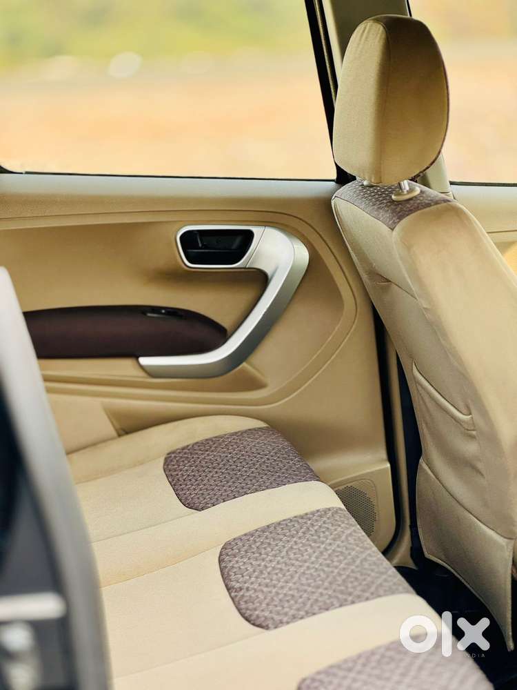 Mahindra Tuv 300, 2016, Diesel