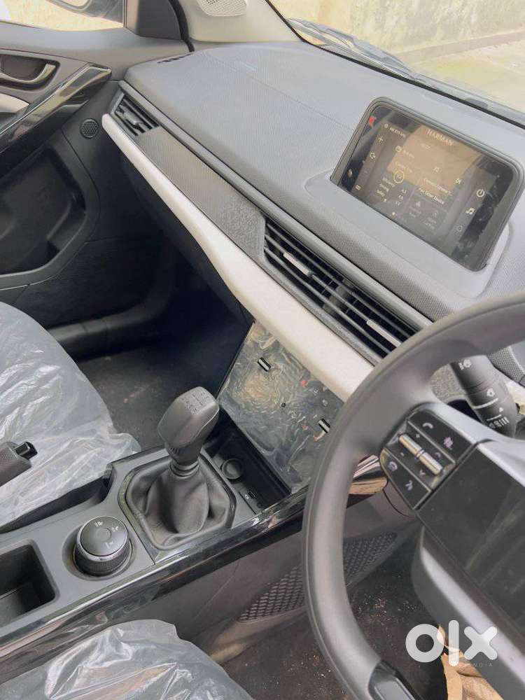 Tata Nexon Pure 1.2 Revotron Petrol 6 Mt, 2026, Petrol