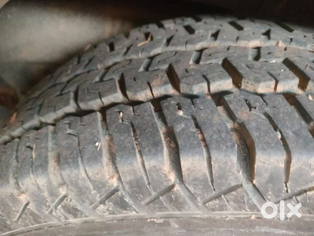 Mahindra Tuv 300 2017