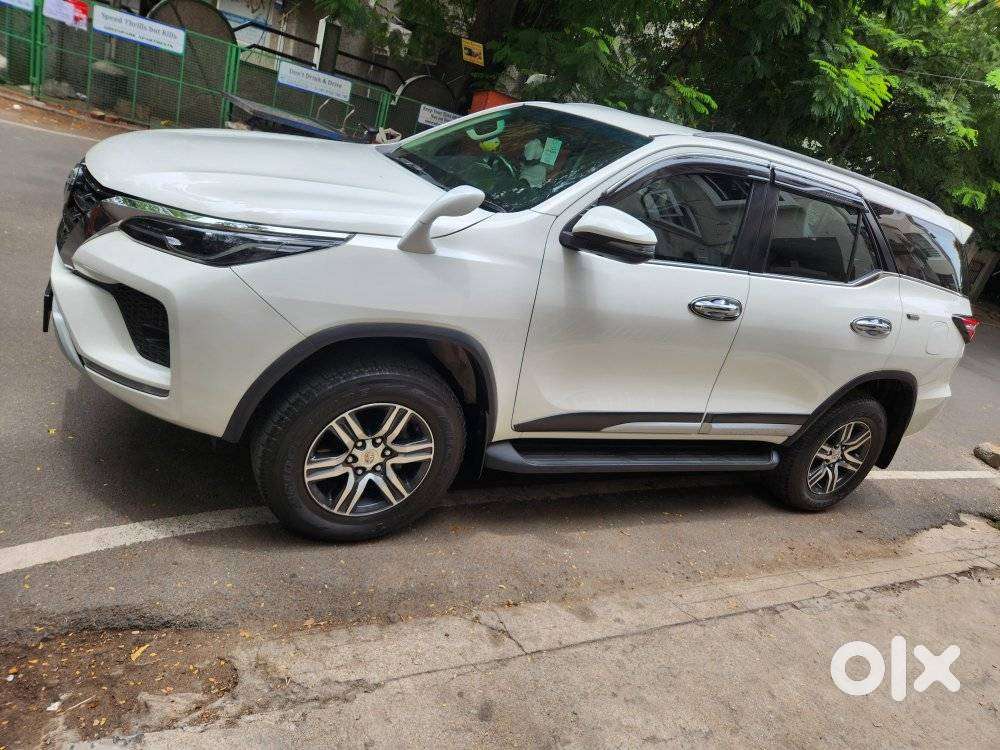 Toyota Fortuner 4x2 At 2.8 Diesel, 2022, Diesel