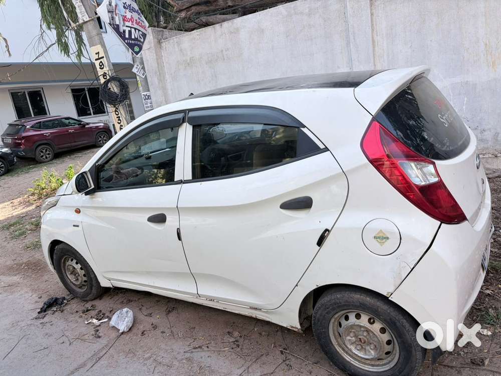 Non Transferable Rc Available Hundai Eon Lpg+petrol