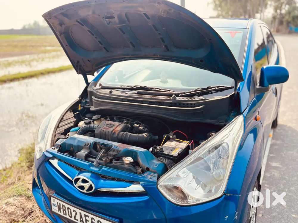 Hyundai Eon Magna+ , Blue (lifetime Tax Paid)