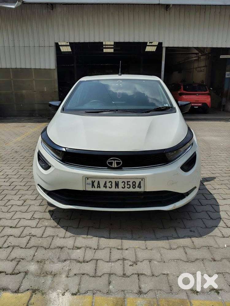 Tata Altroz 1.2 Xm Plus, 2023, Petrol