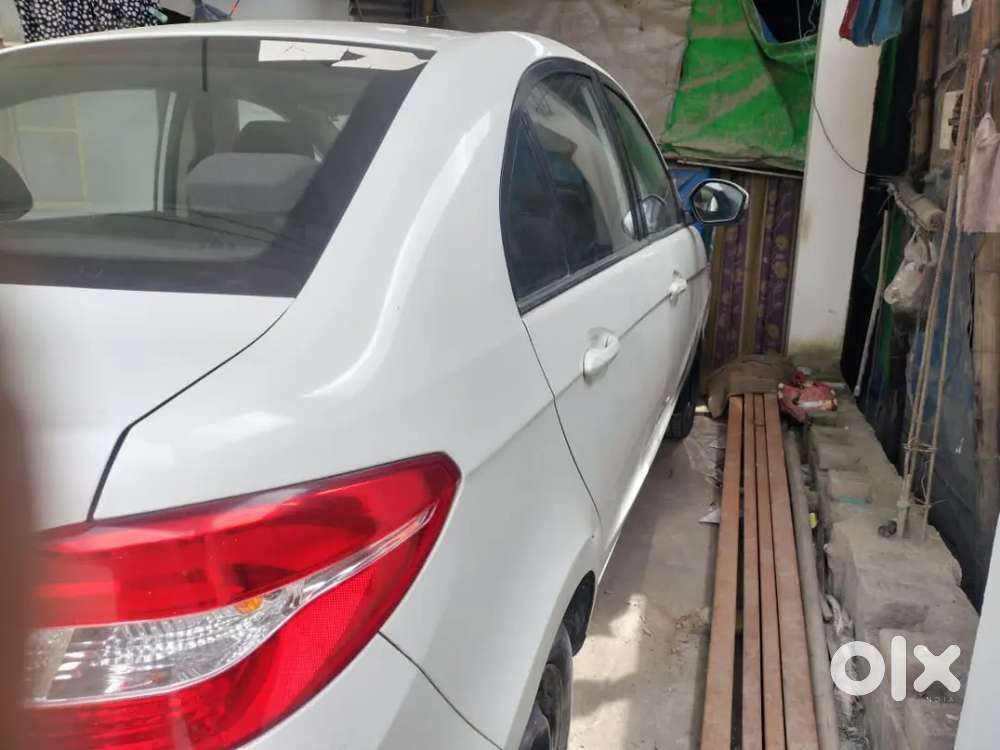 Well Maintained Tata Zest Revotron Petrol 2015